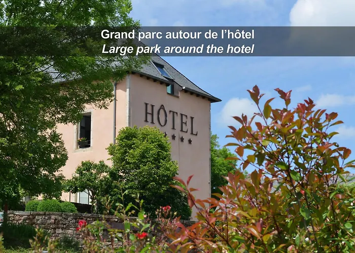 HÔTEL LA FERME DE BOURRAN - RODEZ - parking privé avec bornes pour voitures électriques